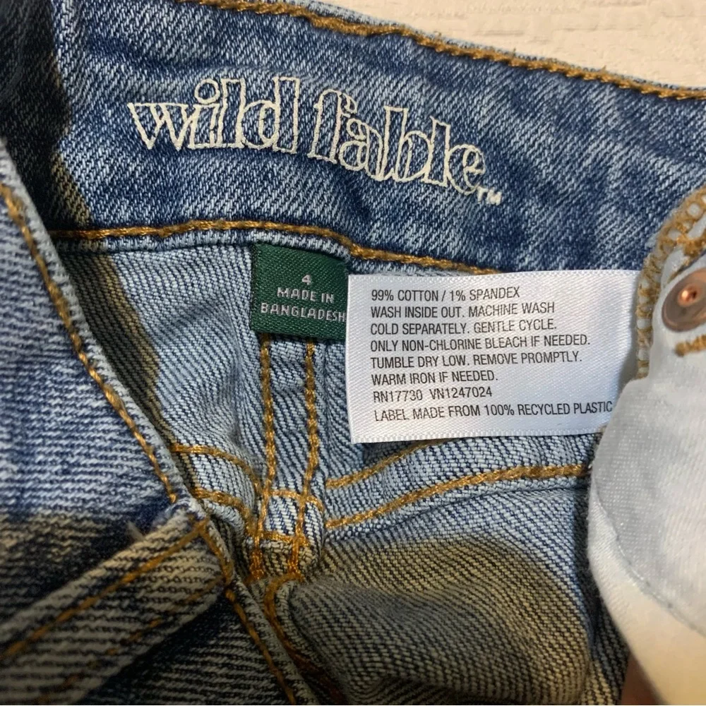 Wild Fable Denim Medium Wash Distressed Raw Cut Off Hem Casual Mini Skirt - Picture 3 of 5